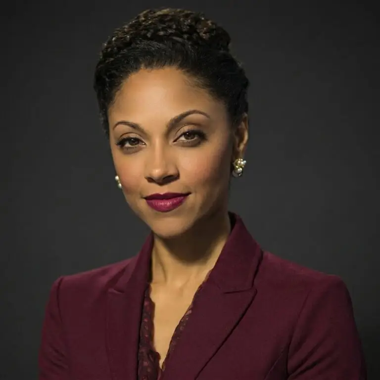 40. monique dubois